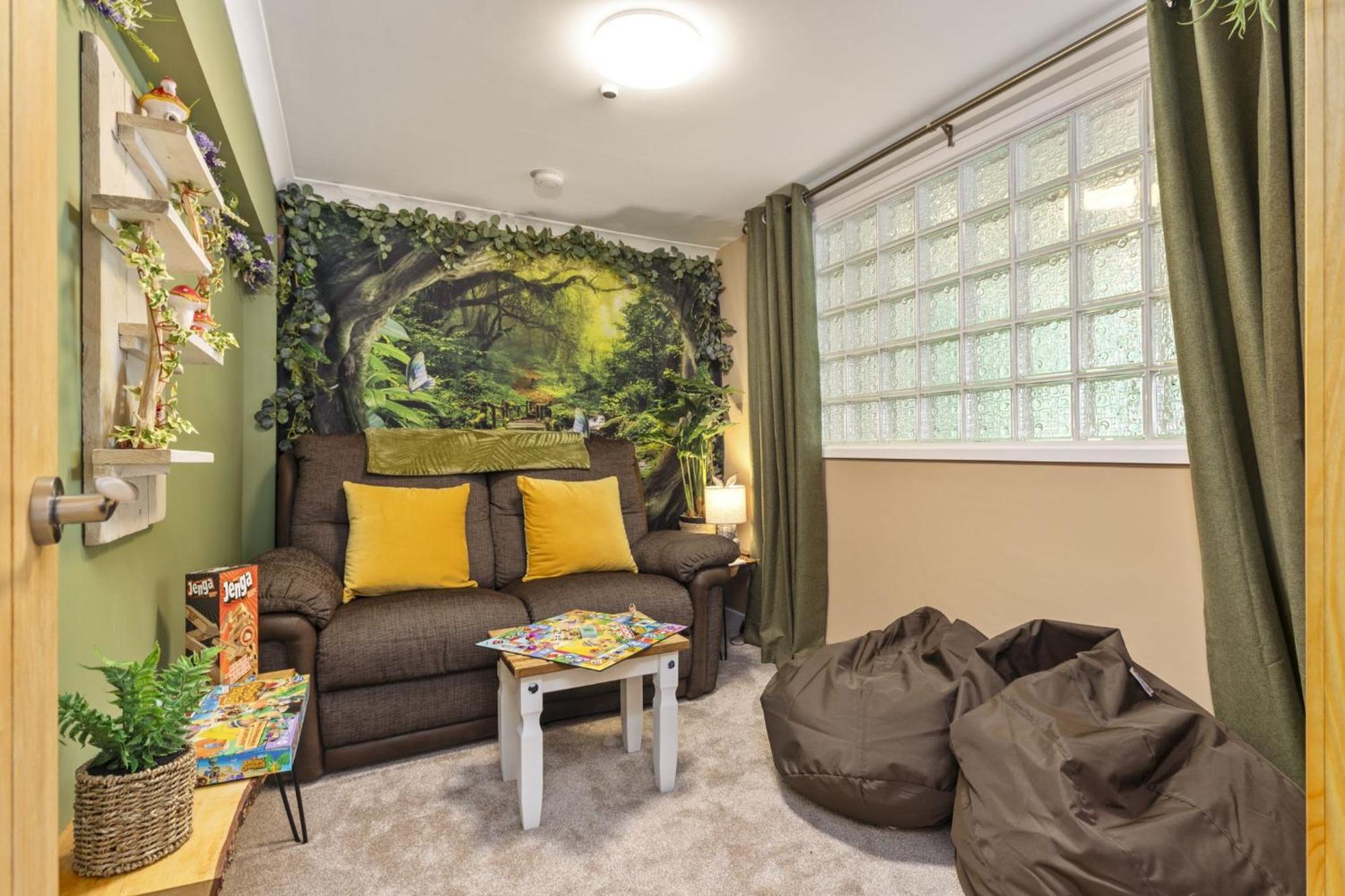 The Hidden Valley - A Stylish Rural Retreat, Perfect For Families 세인트 클리어스 외부 사진