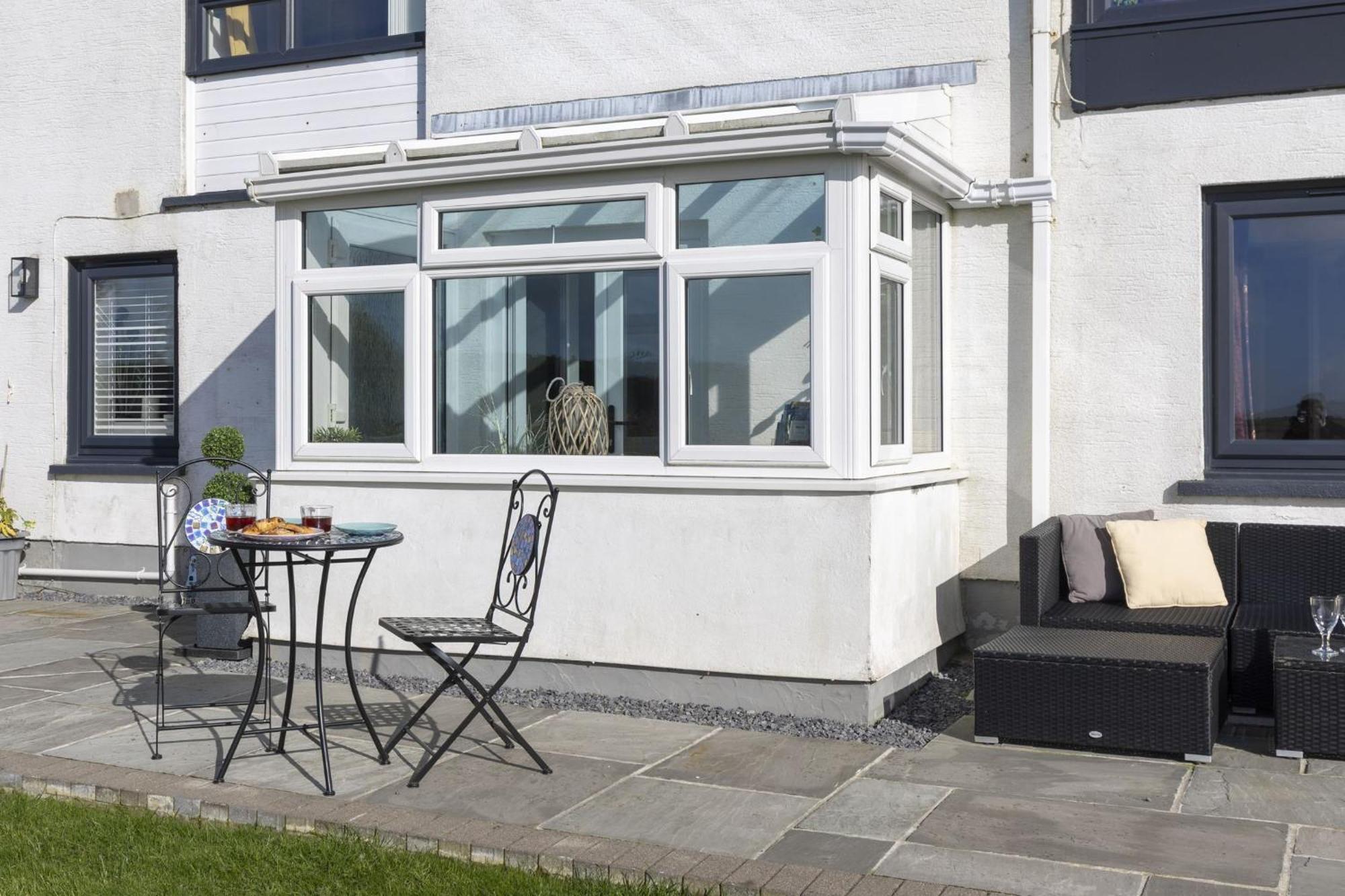 The Hidden Valley - A Stylish Rural Retreat, Perfect For Families 세인트 클리어스 외부 사진